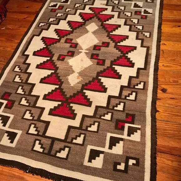 Navajo Rug, Circa 1930’s - Picture 5 of 8
